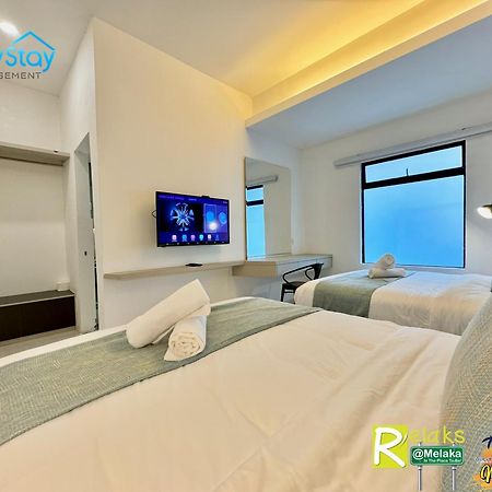 Modern Cave Guest House Walking Distance 5Mins To Jonker Malacca Exteriör bild