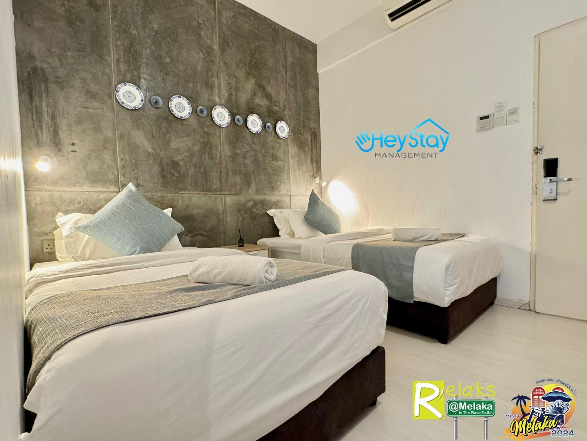 Modern Cave Guest House Walking Distance 5Mins To Jonker Malacca Exteriör bild