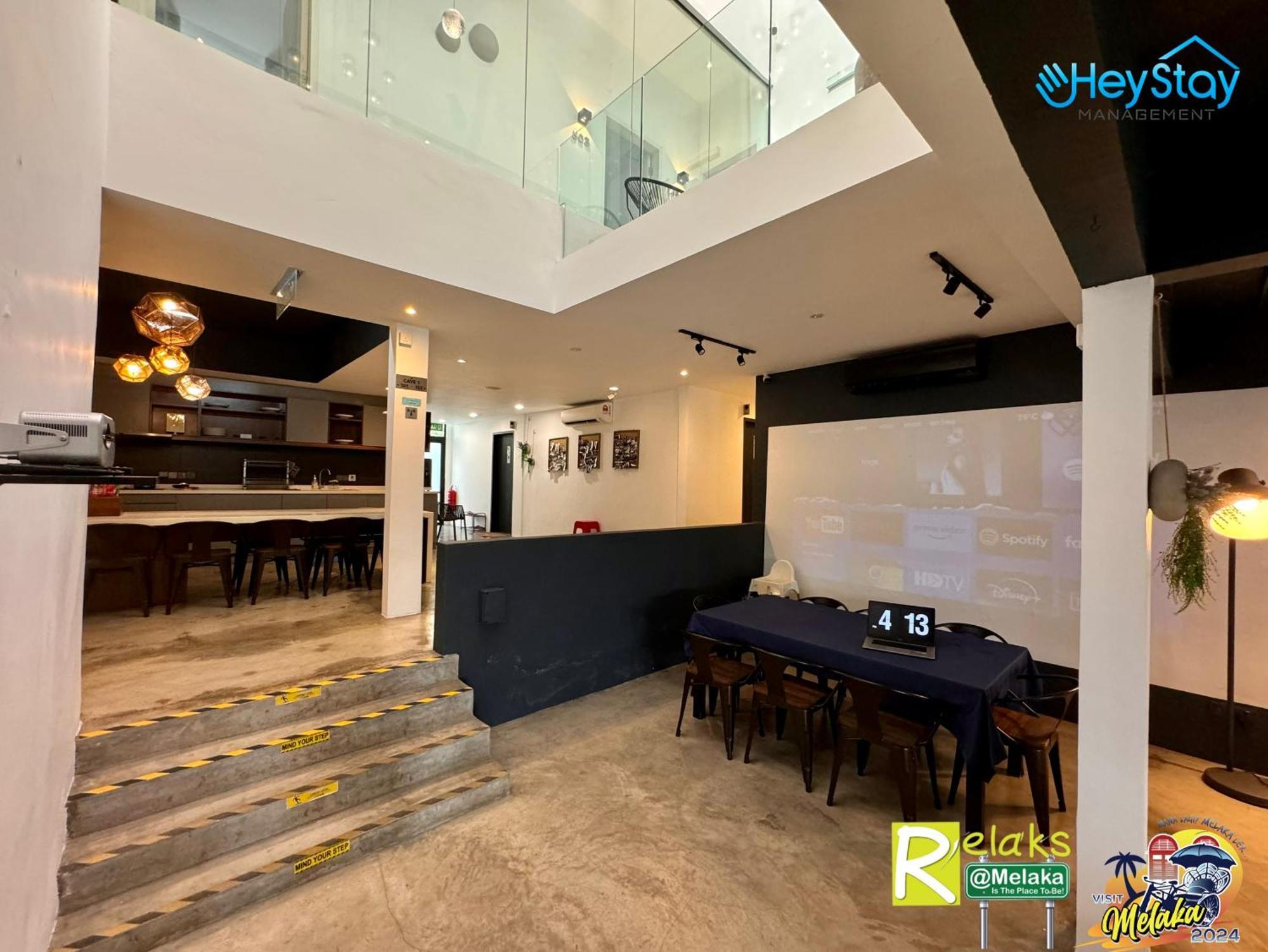 Modern Cave Guest House Walking Distance 5Mins To Jonker Malacca Exteriör bild