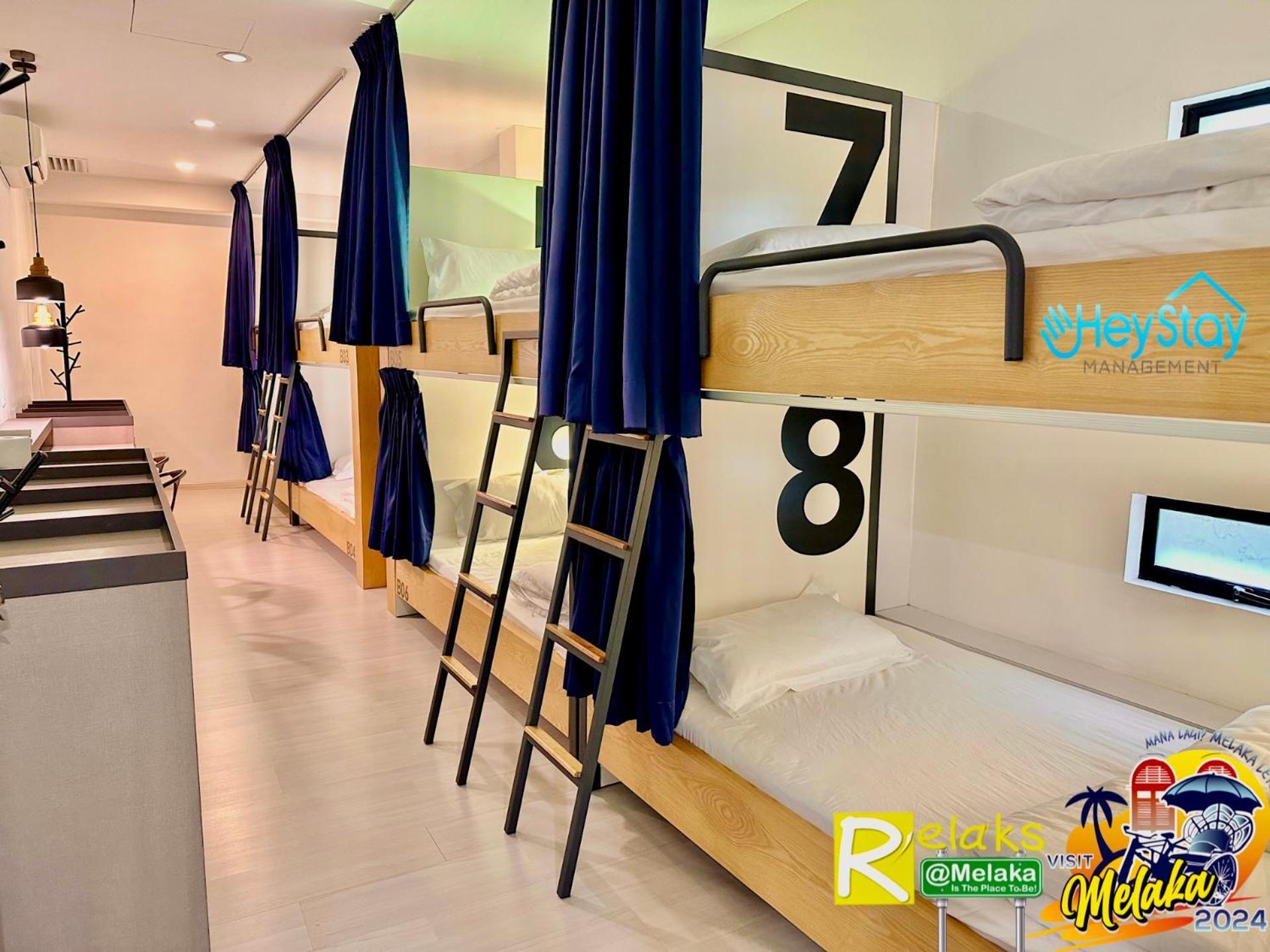 Modern Cave Guest House Walking Distance 5Mins To Jonker Malacca Exteriör bild